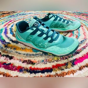 Merrell “Trail Glove 5” barefoot running shoes, Women’s size 8, good condition